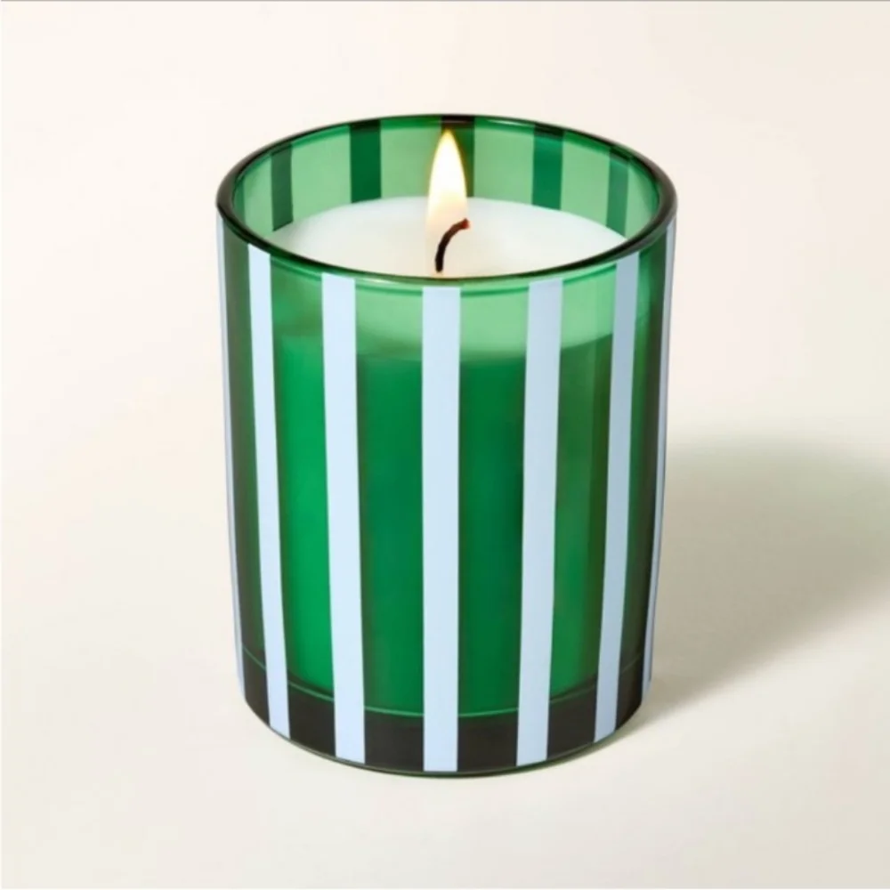 Kate Spade, NWT, "Walk In The Park Candle", Soy Wax Blend, Size 3.5 Oz, Green - Picture 1 of 3